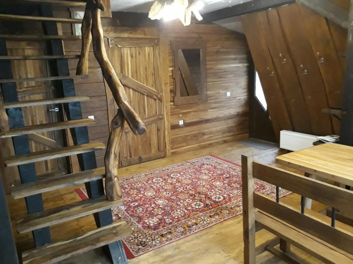Oak House Apartment Palyanytsya Exterior photo