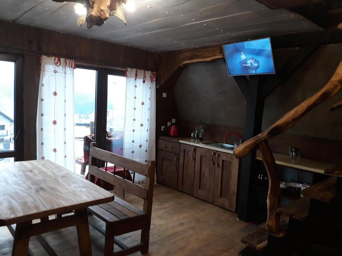 Oak House Apartment Palyanytsya Exterior photo